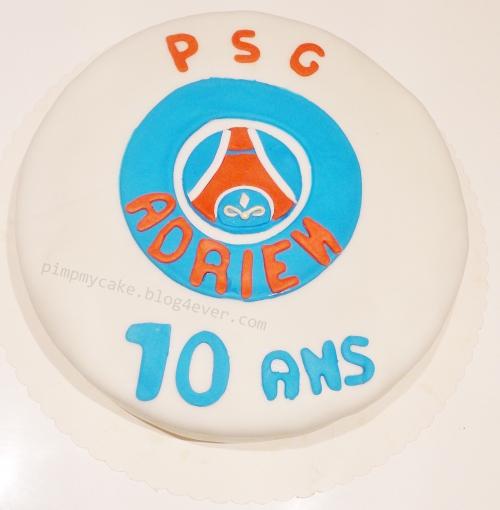 gateau psg.jpg