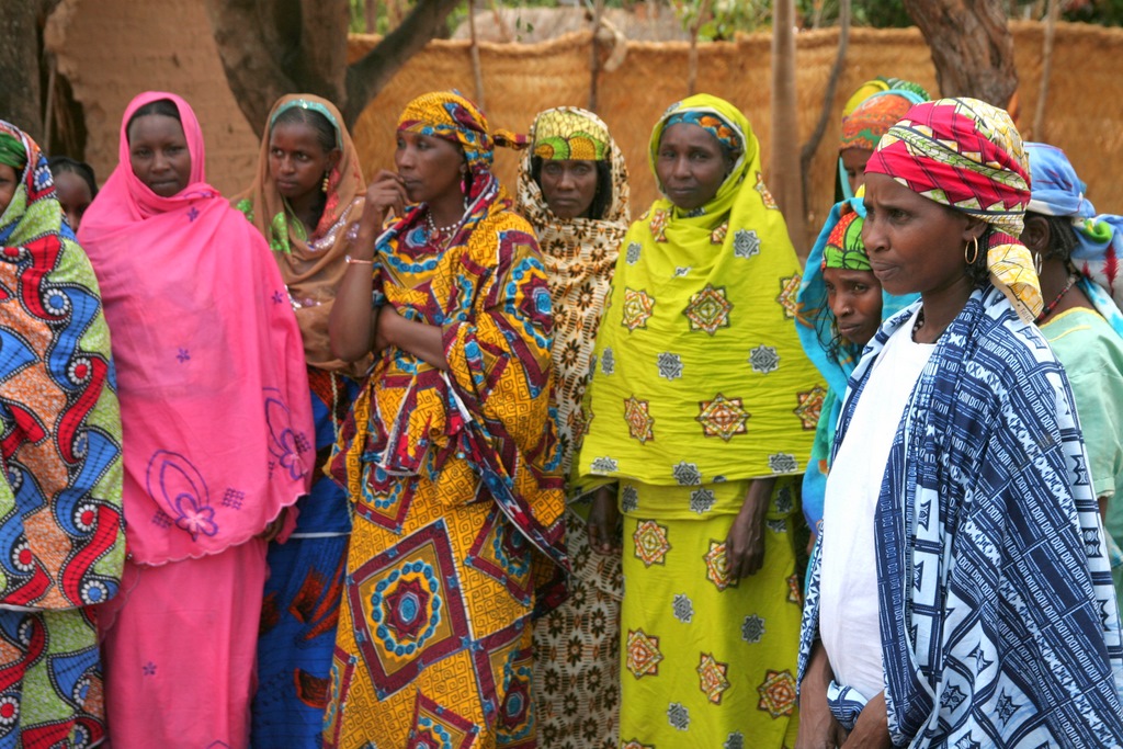 Fula women in Paoua.jpg