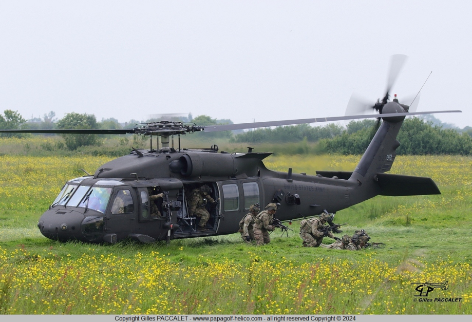 00-27012_sikorsky uh-60l black hawk_5343.JPG