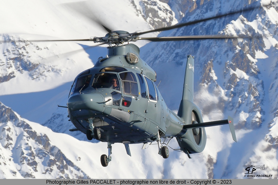 3a-mhs_eurocopter_ec155b1-6106.JPG