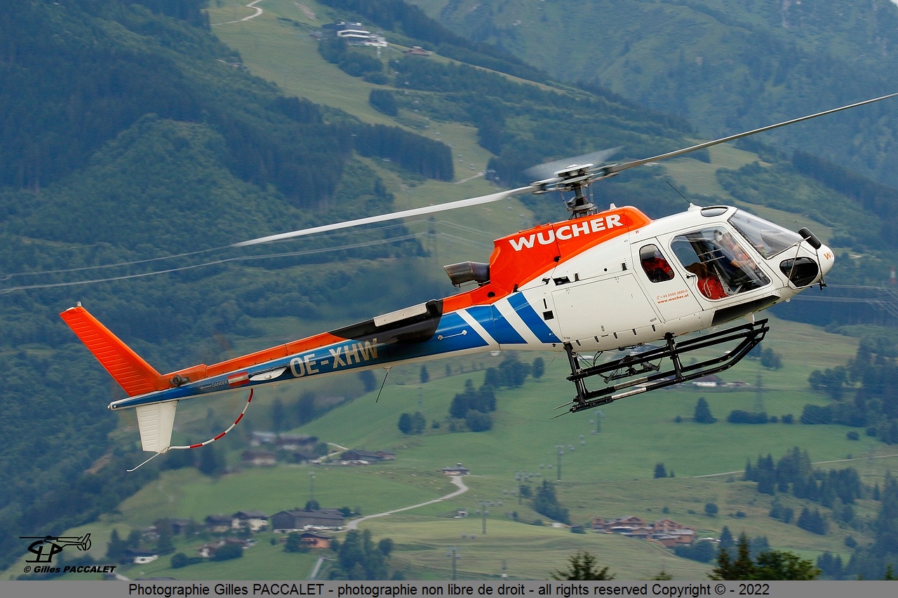 oe_xhw_eurocopter_as350B3_cn4860-5490.JPG