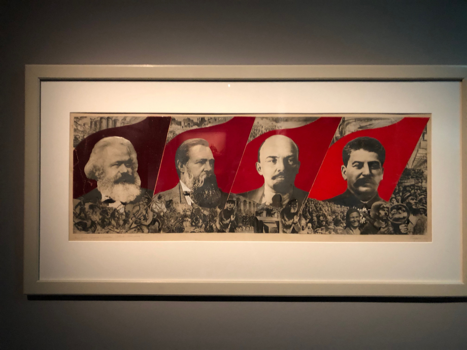 Gustav Klucis
Dressez la bannière de Marx, Engels, Lénine, Staline
Esquisse pour une affiche
Riga, musée des arts de Lettonie