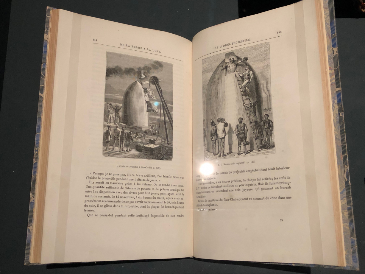 Jules Verne
De la terre à la lune, trajet direct en 97 heures 20 minutes
Paris, BNF, réserve des livres rares