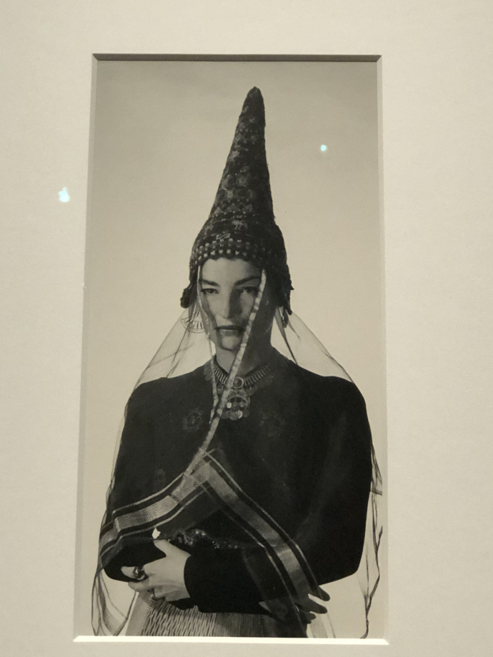 Juliet
Le chapeau
1945