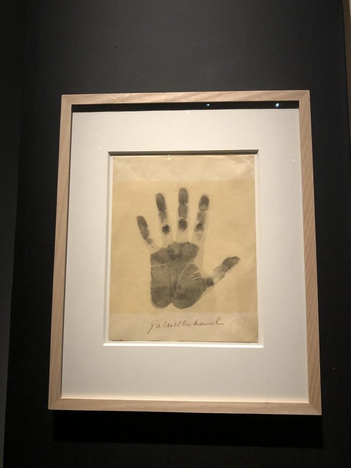 Empreinte de la main de Gabrielle Chanel
1939