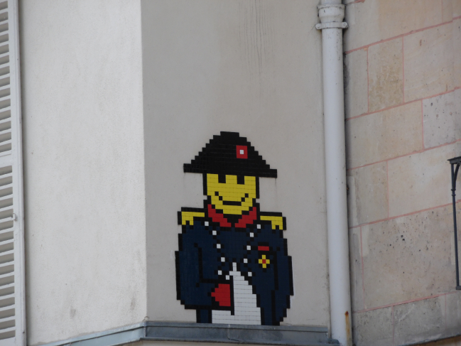 Bonaparte rue Bonaparte. ?uvre d?Invader