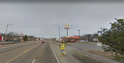 https://static.blog4ever.com/2016/03/816195/Chronique-16---Yvan-Knoxville-McDonald--s.jpg