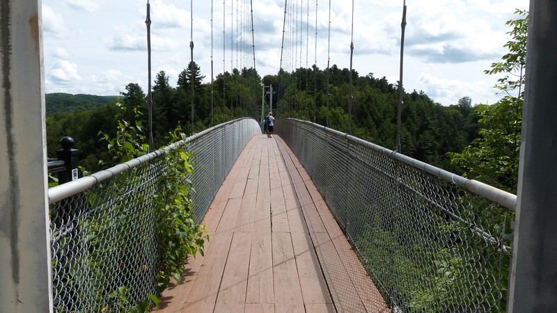 https://static.blog4ever.com/2016/03/816195/Gorge-Coaticook---Photo-12--pont-2-.JPG