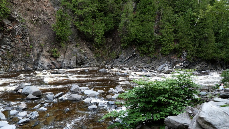 https://static.blog4ever.com/2016/03/816195/Gorge-Coaticook---Photo-20--rapides-.JPG