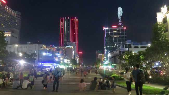Avenue principale de Saigon