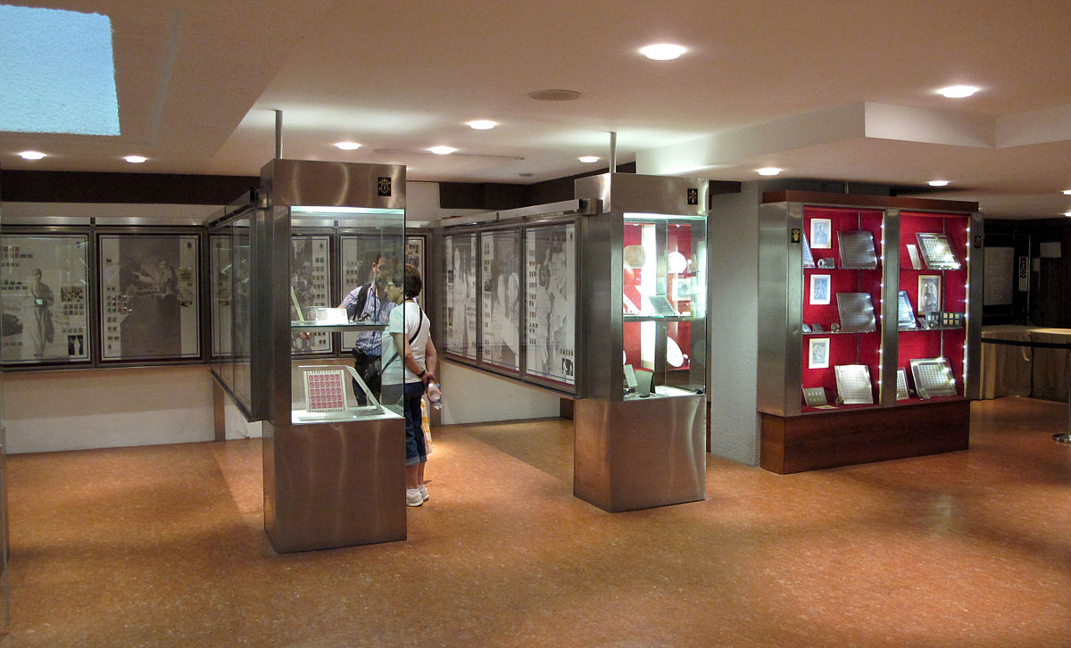 Musée philatélique du Vatican.JPG