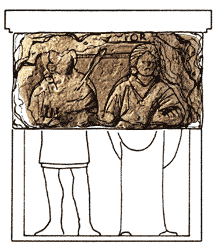 pilier_1cCette face présente deux divinités peut-être Junon à gauche tenant un sceptre ou une torche et Fortuna à droite. Le bandeau supérieur porte d’ailleurs l’inscription incomplète FOR.gif