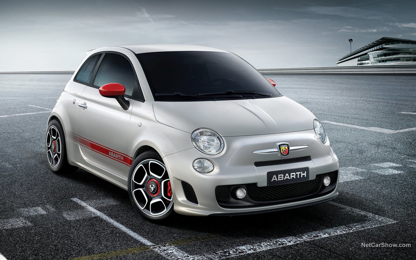 Abarth 500 2009 69fb9463