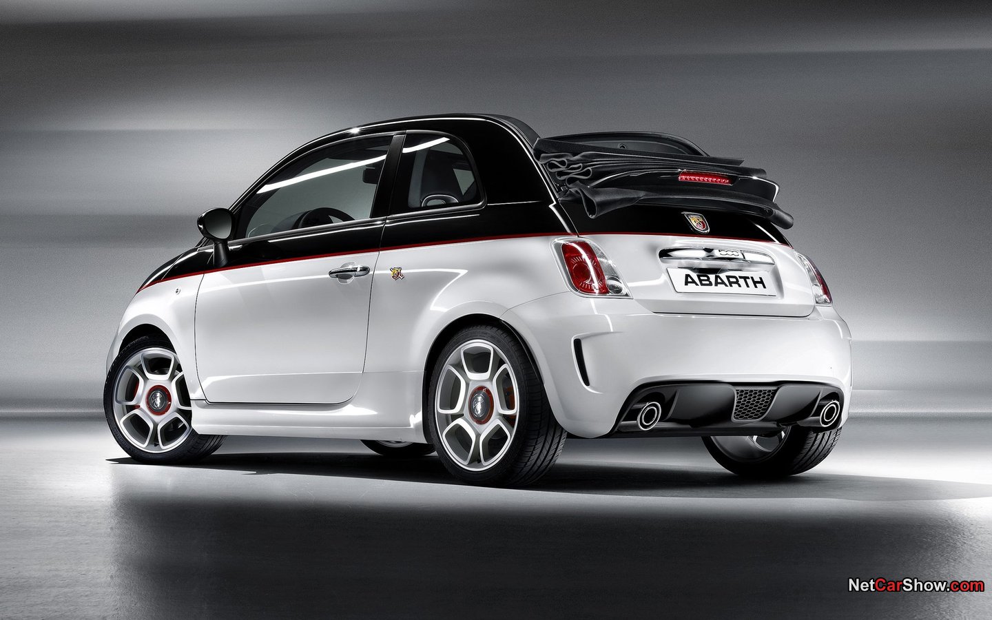 Abarth 500C 2011 a6d4f472