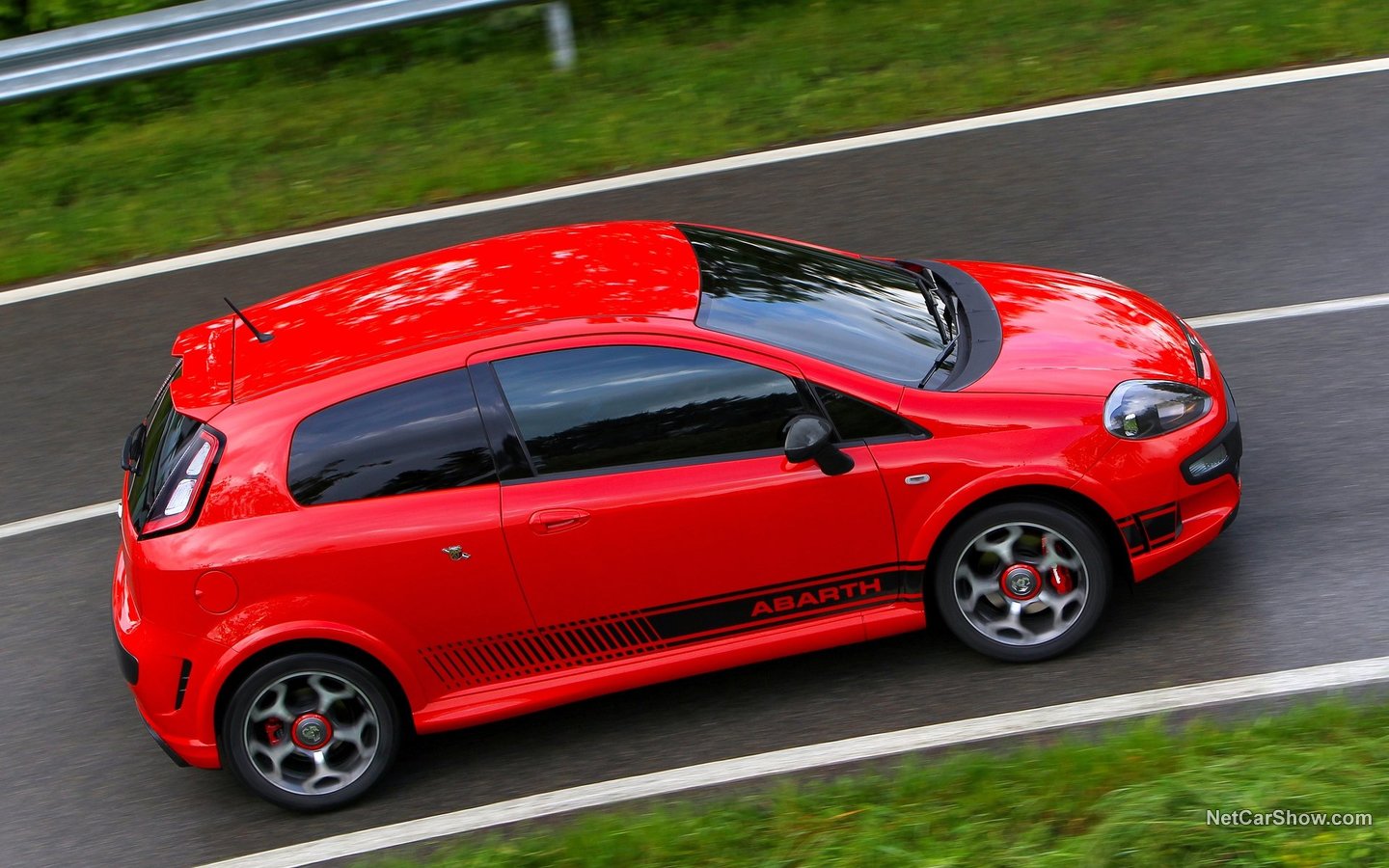 Abarth Punto Evo 2011 4f746e57