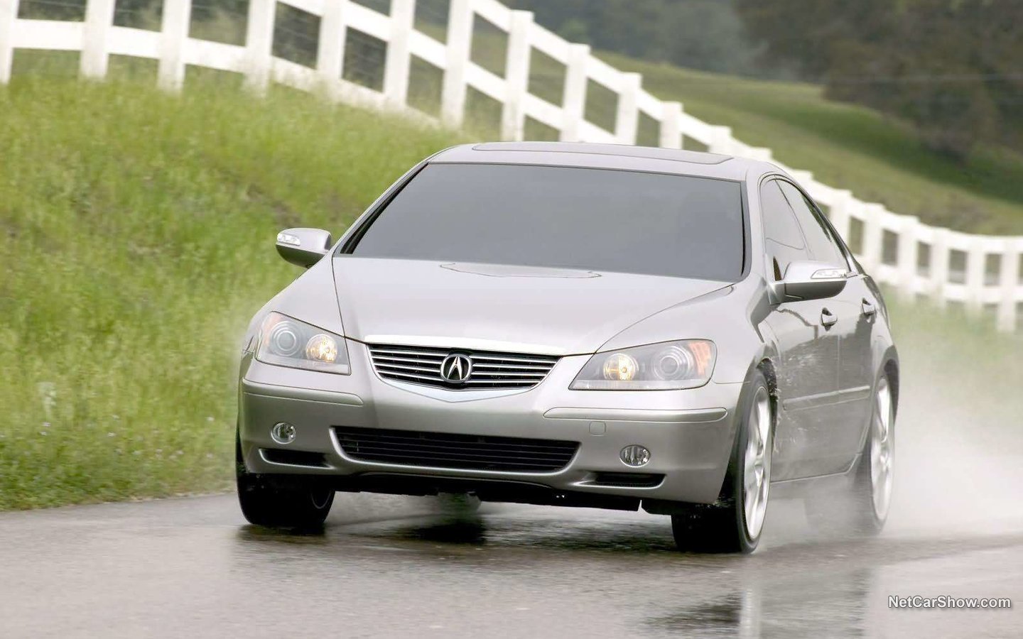 Acura RL Prototype 2004 a52d13f5