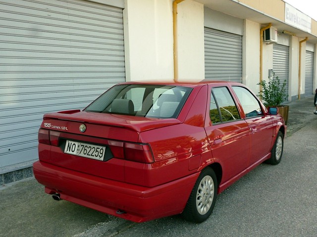 Alfa Romeo 155 1992 - live