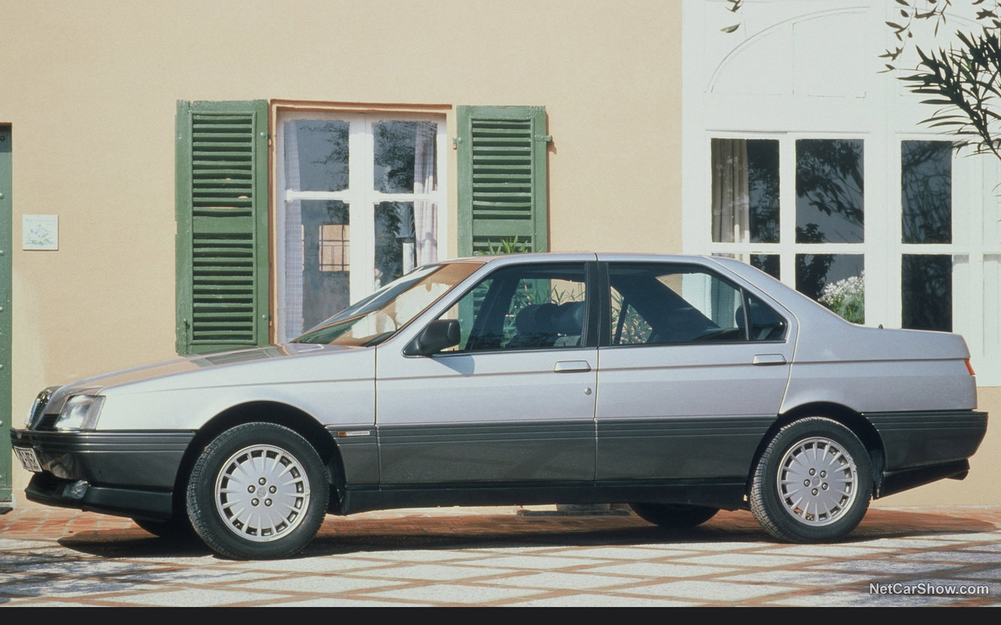 Alfa Romeo 164 1987 6f55dc24
