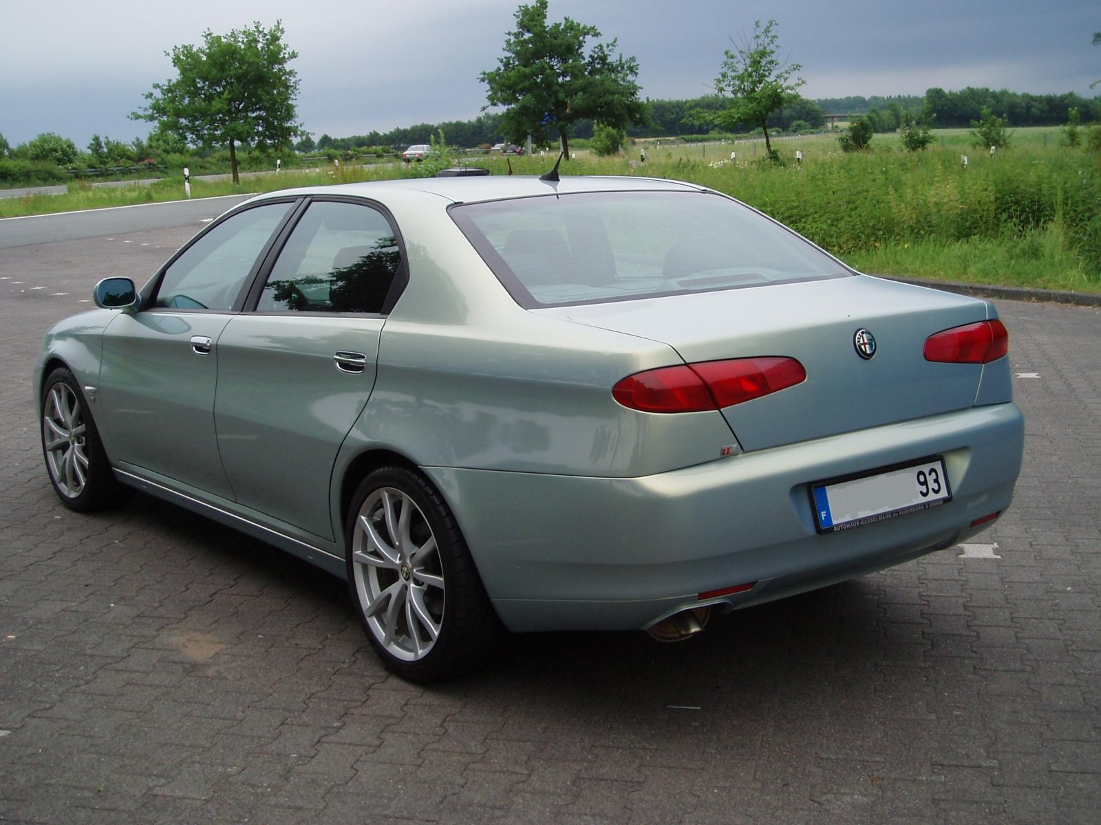 Alfa Romeo 166 2