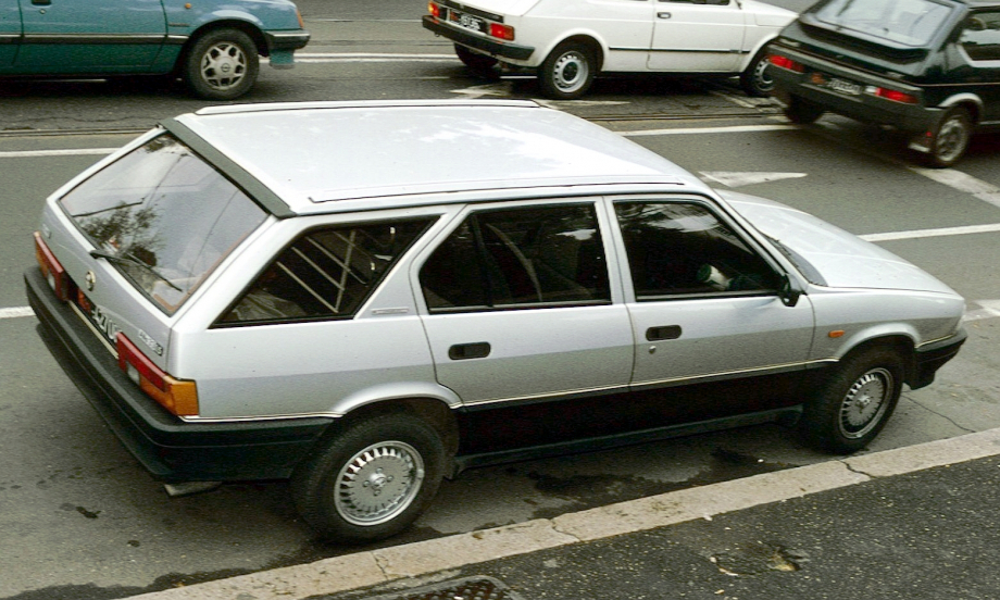 Alfa Romeo 33 Giardinetta 1