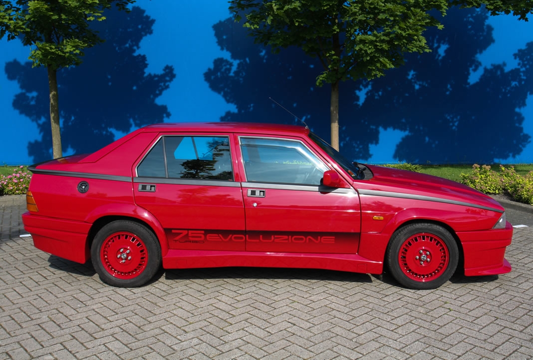 Alfa Romeo 75 Turbo Evoluzione 1987 gieldaklasikow pl alfa-romeo-75-turbo-evo-06