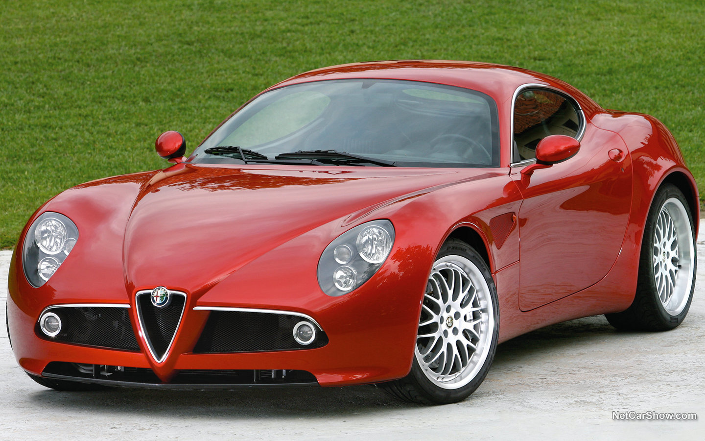 Alfa Romeo 8C Competizione 2007 d3ae9ea2