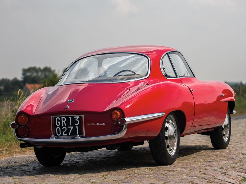 Alfa Romeo Giulia 1600 Sprint Speciale Bertone 1966 classicretrocar ru alfa-romeo-giulia-ss-2