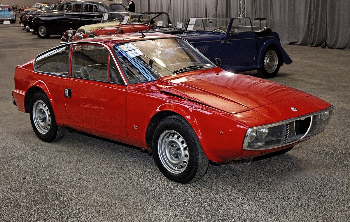 Alfa Romeo Giulia Coupé 1300 GT Junior Z 1975 bonhams-wikimedia org