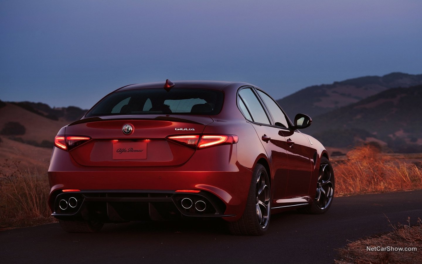 Alfa Romeo Giulia Quadrifoglio 2016 4c904251