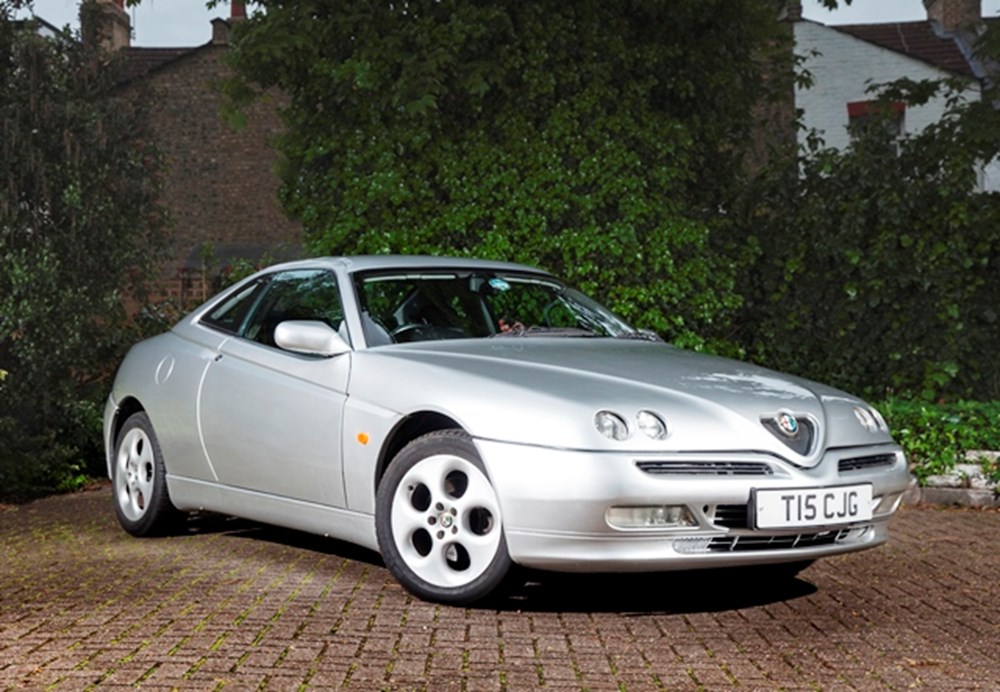 Alfa Romeo GTV 1999 historics