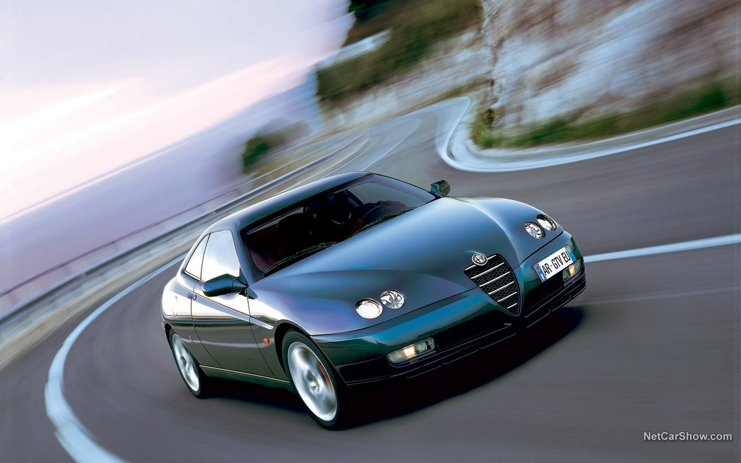 Alfa Romeo GTV 2003 330e8c81
