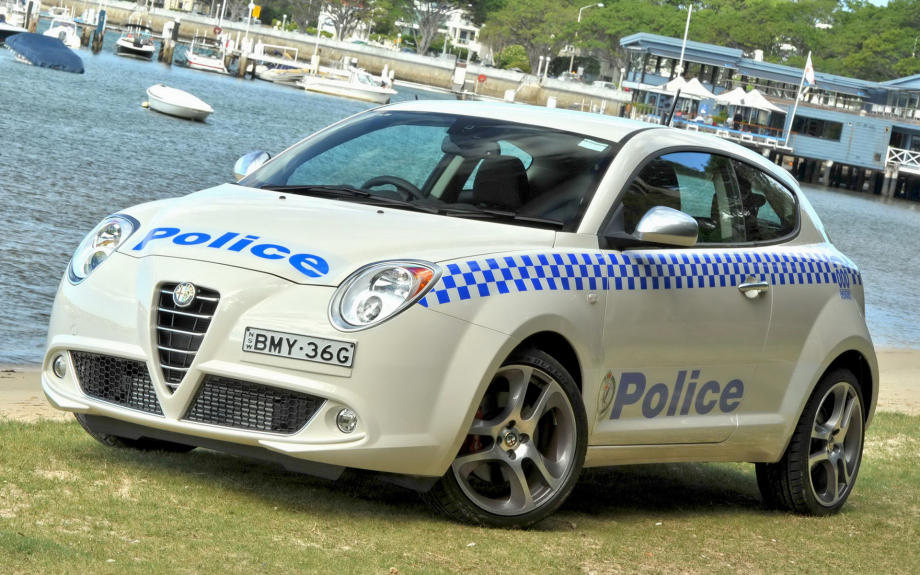 Alfa Romeo MiTo Police AU 2010 carpixel