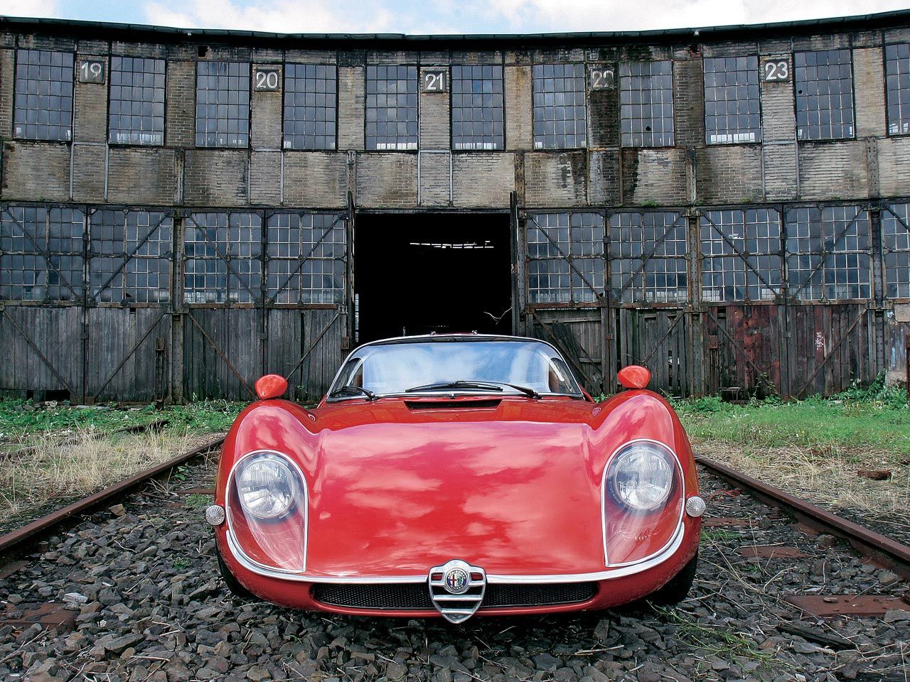 Alfa Romeo Tipo 33 Stradale 1967 autozeitung 