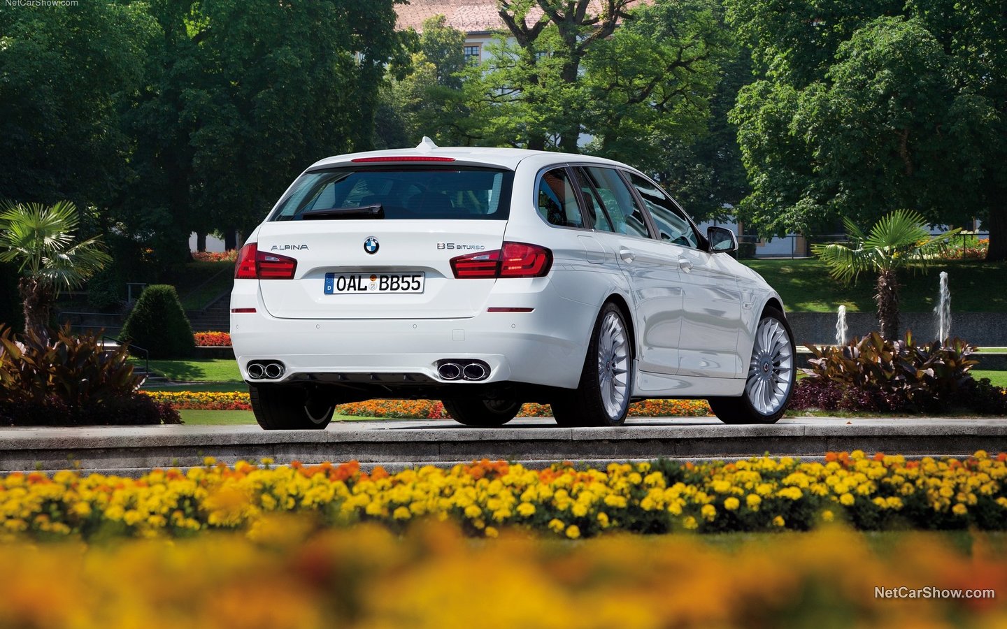 Alpina BMW B5 Bi-Turbo Touring 2011 501c3a07