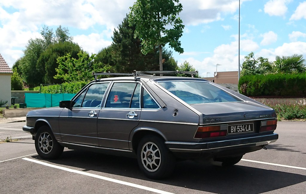 Audi 100 avant 1980 live
