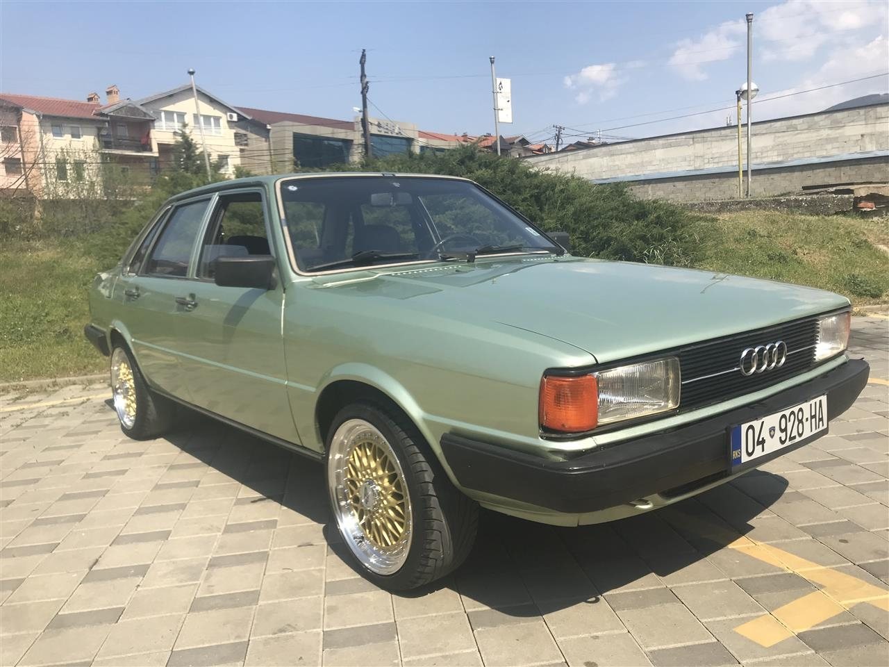 Audi 80 1981 listing