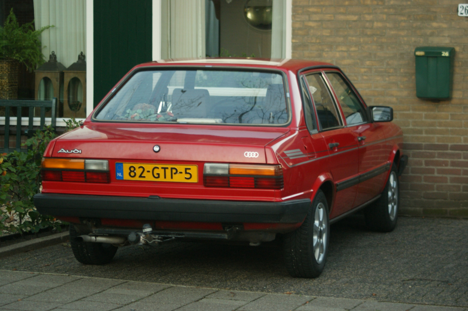 Audi 80 1983 upload