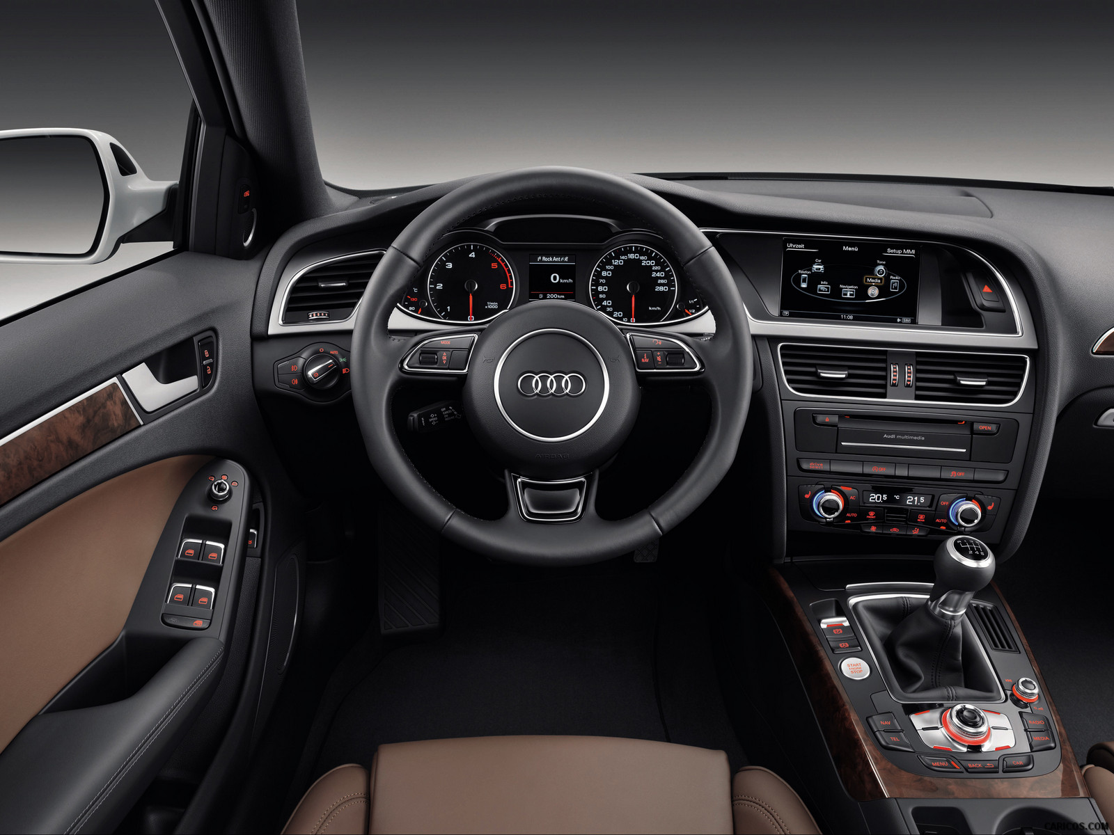 Audi A4 Avant 2014       caricos 