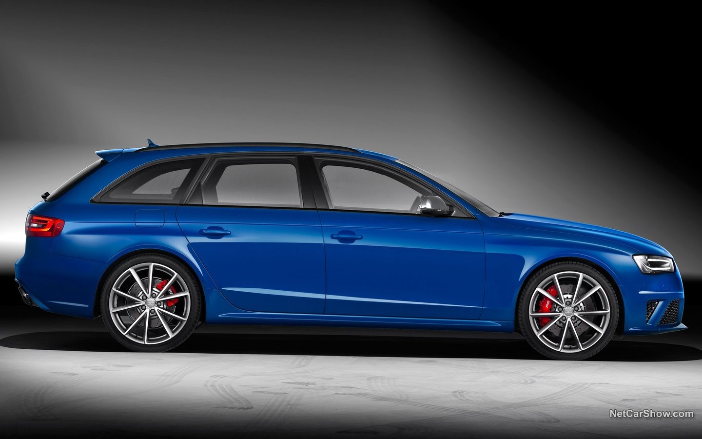 Audi A4 RS4 Avant Nogaro Selection 2014     audi-a4-rs4-avant-nogaro-selection-2014-da47418c_9780062