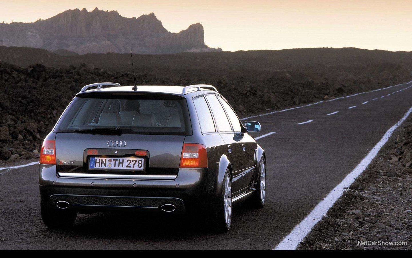 Audi A6 RS6 Avant 2002 a2e13ab4