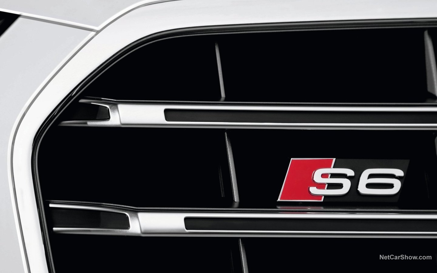 Audi A6 S6 Avant 2013 e30b28b1