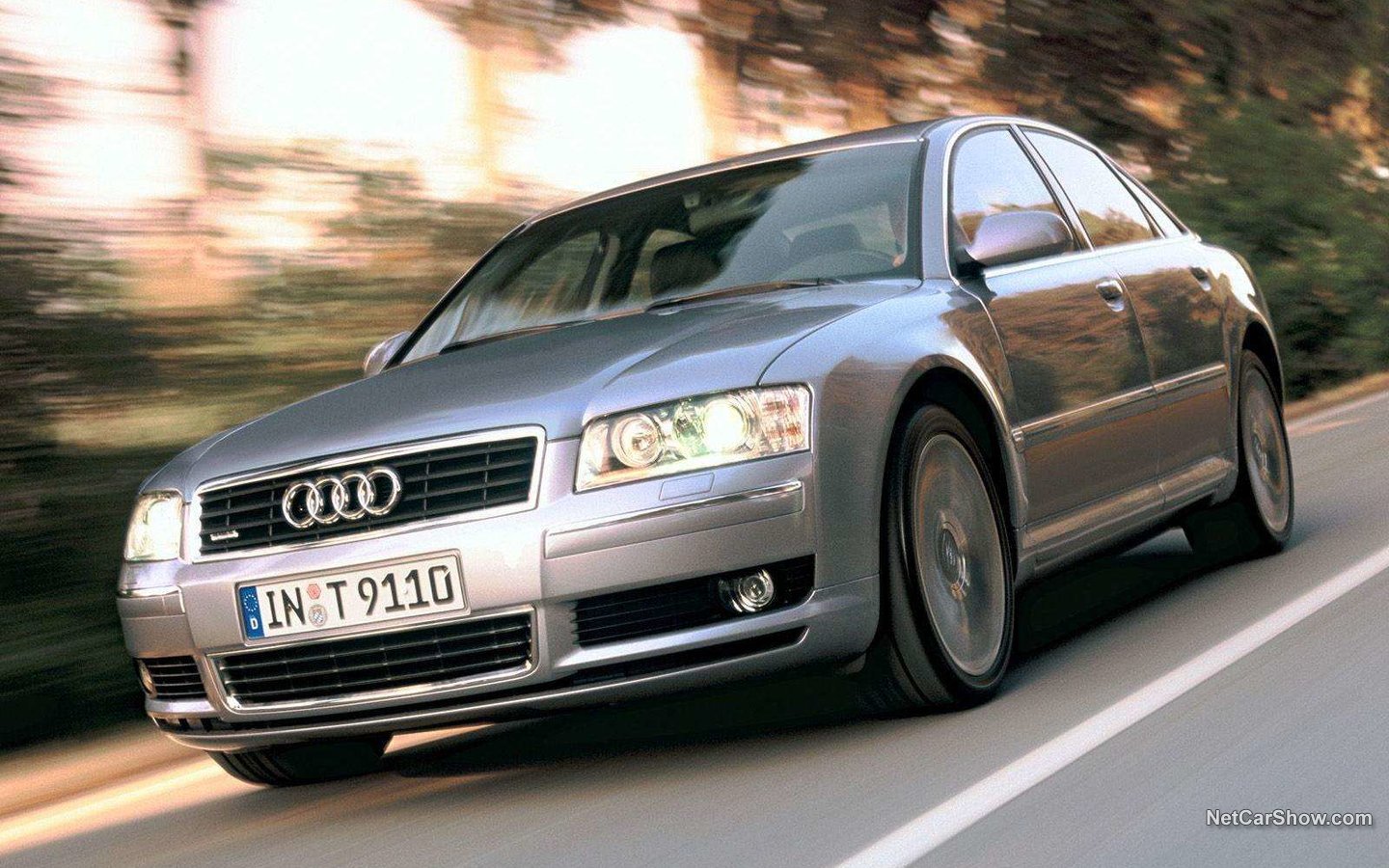 Audi A8 4