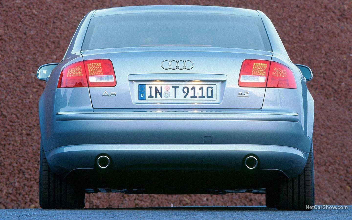 Audi A8 4