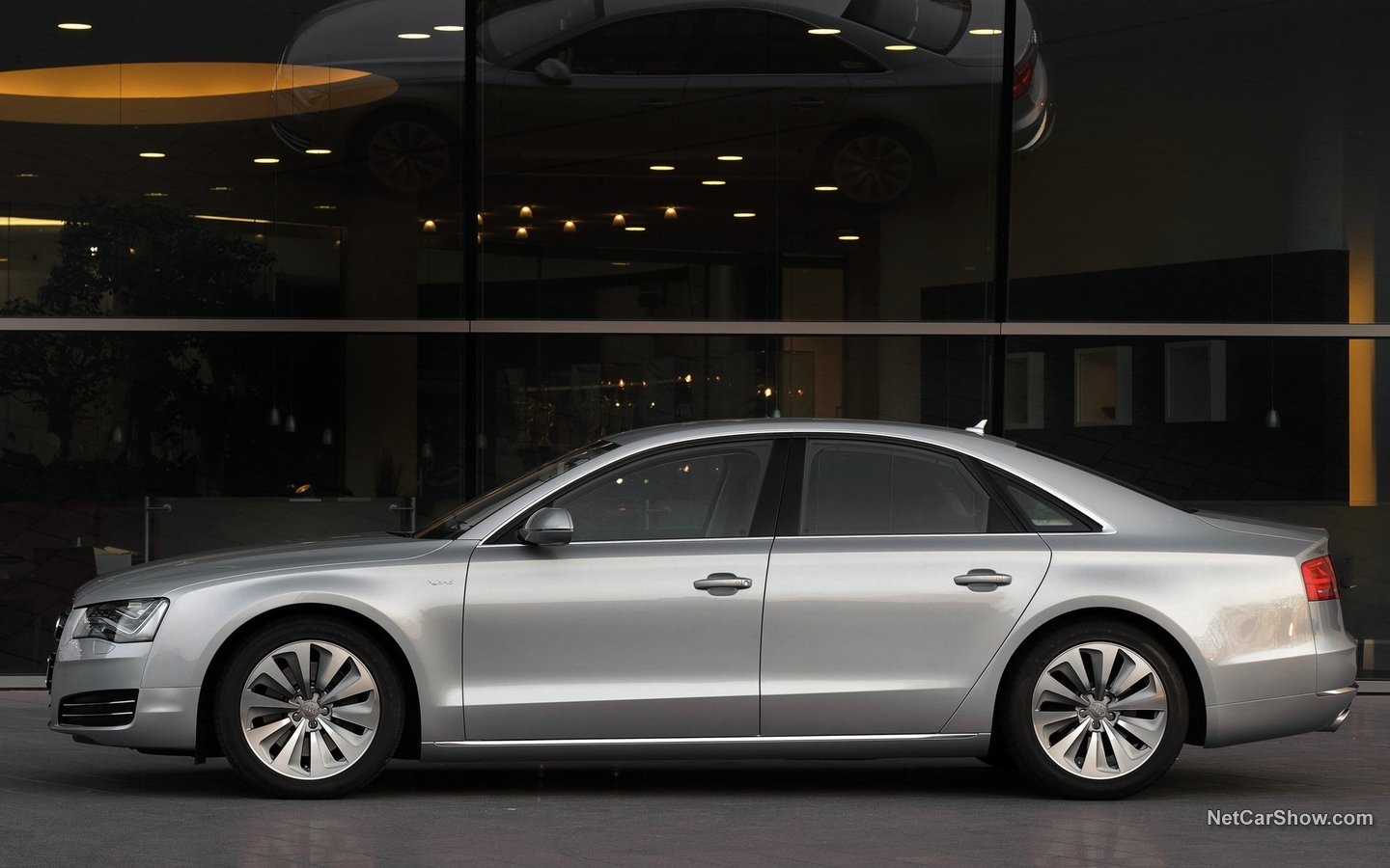 Audi A8 Hybrid 2013 bbcb4b88