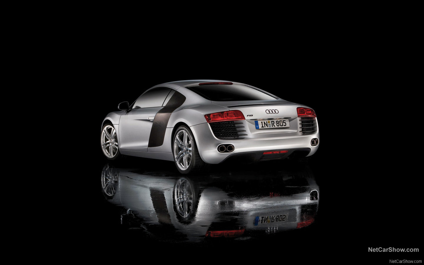 Audi R8 2007 49cbb45b