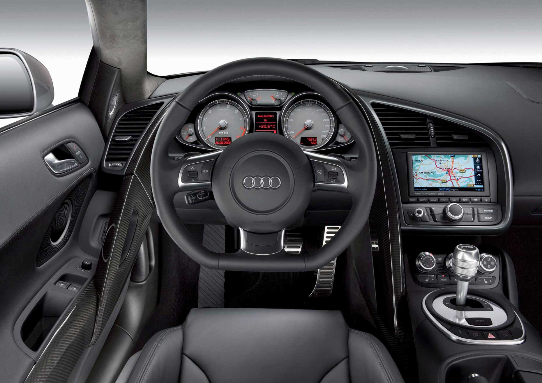 Audi R8 Coupé 4
