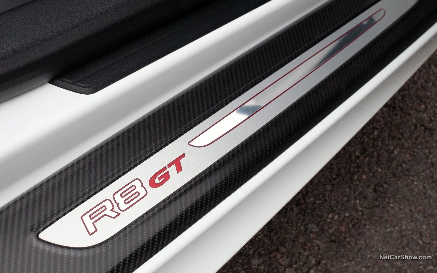 Audi R8 GT Spyder 2012 0b894303