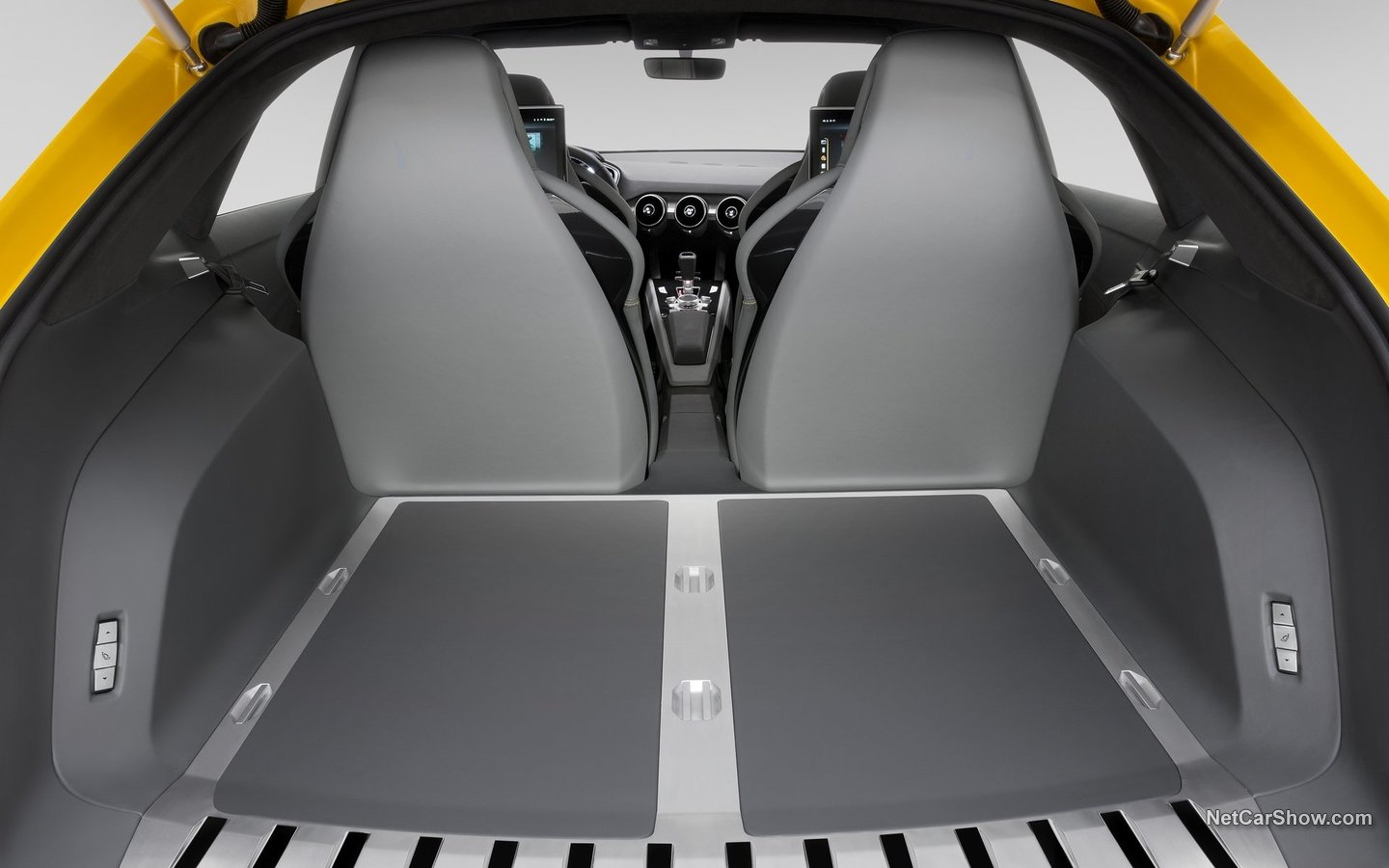 Audi TT Offroad Concept 2014 40912343