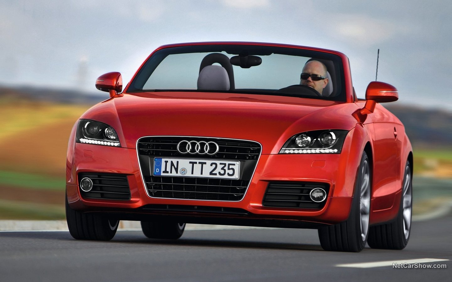 Audi TT Roadster 2011 c25c4645