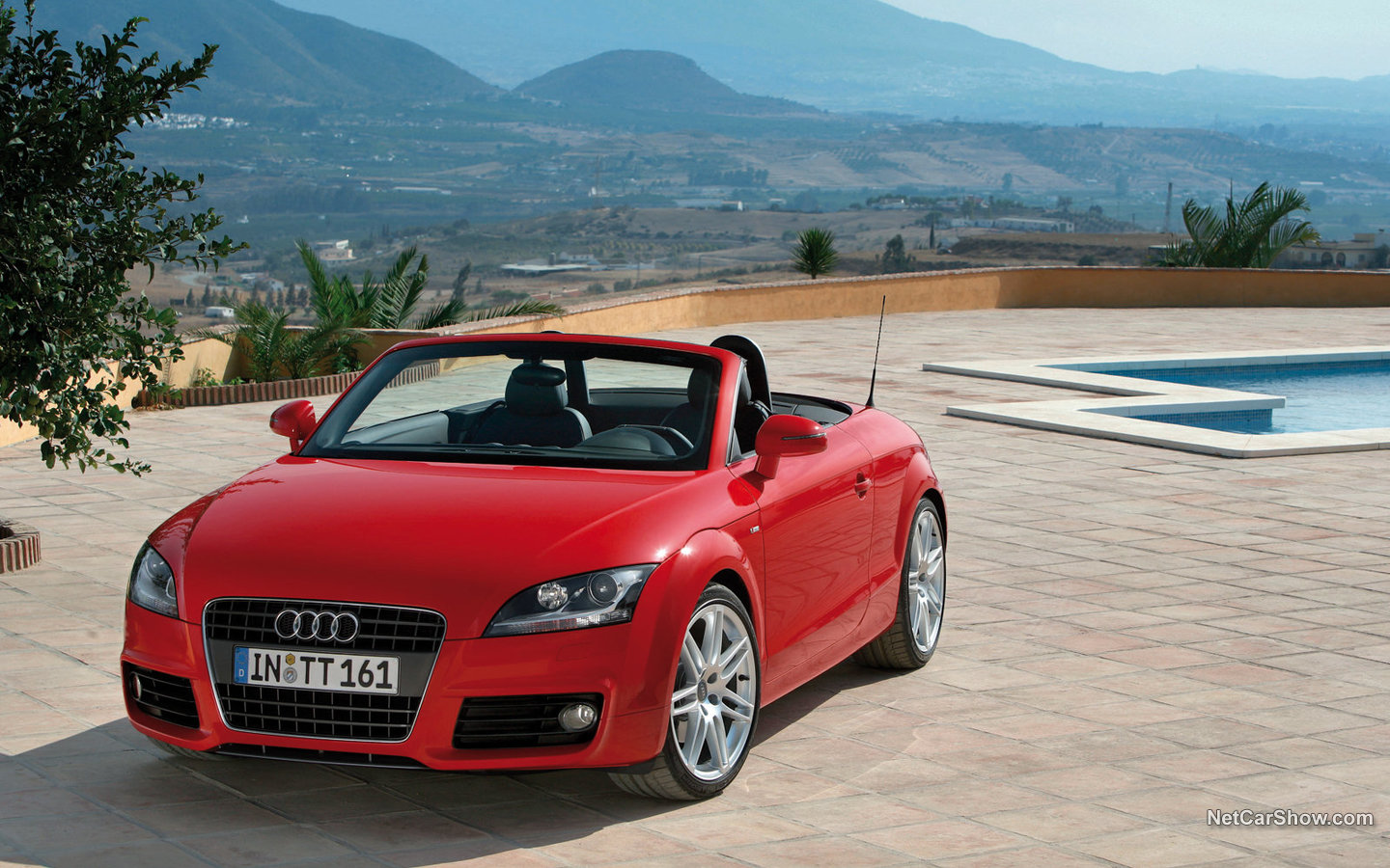 Audi TT Roadster 2